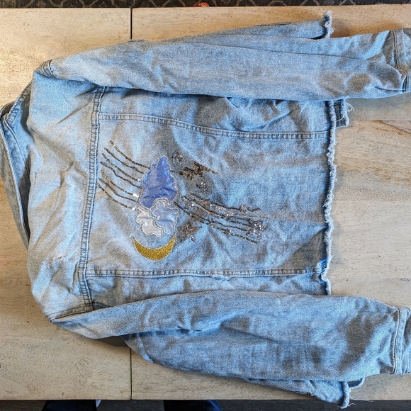 SANCTUARY Distressed & Embroidered Storm Cloud Denim Jacket - Picture 8 of 8